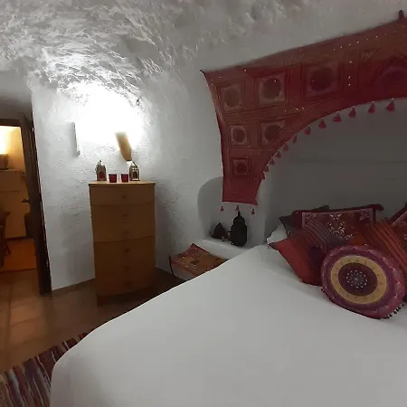 Cuevas - Cuevas De La Luz Galera