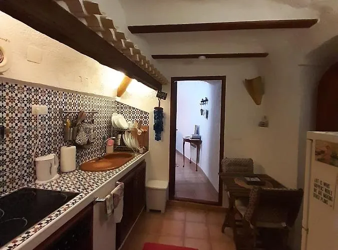 Bed & Breakfast Cuevas - Cuevas De La Luz 3*